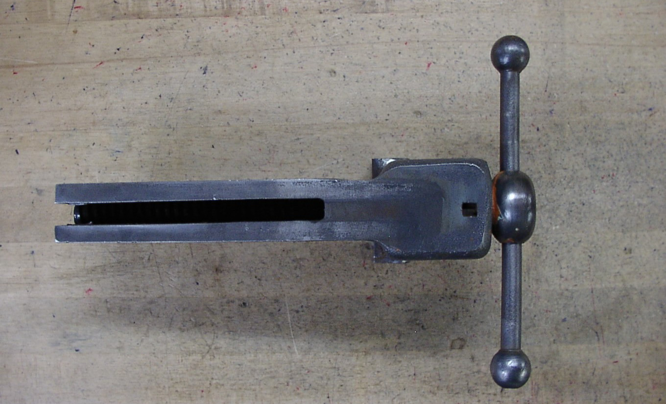 Vntg Reed Mfg. Co. 103R Bench Vise,22lb. 10oz,3″ Jaws,4″ Capacity,12″ Long,XLINT