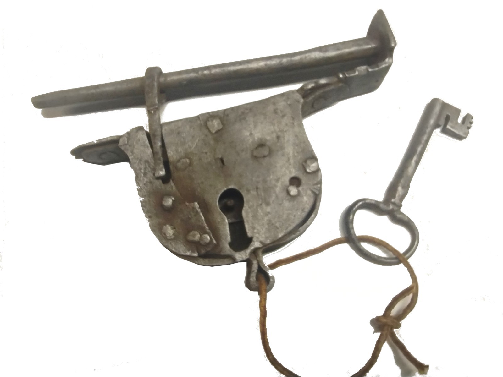 16th to 18th-Century Antique Iron 7.5″ Locking Bar Padlock w/Key “JAILER’S LOCK”