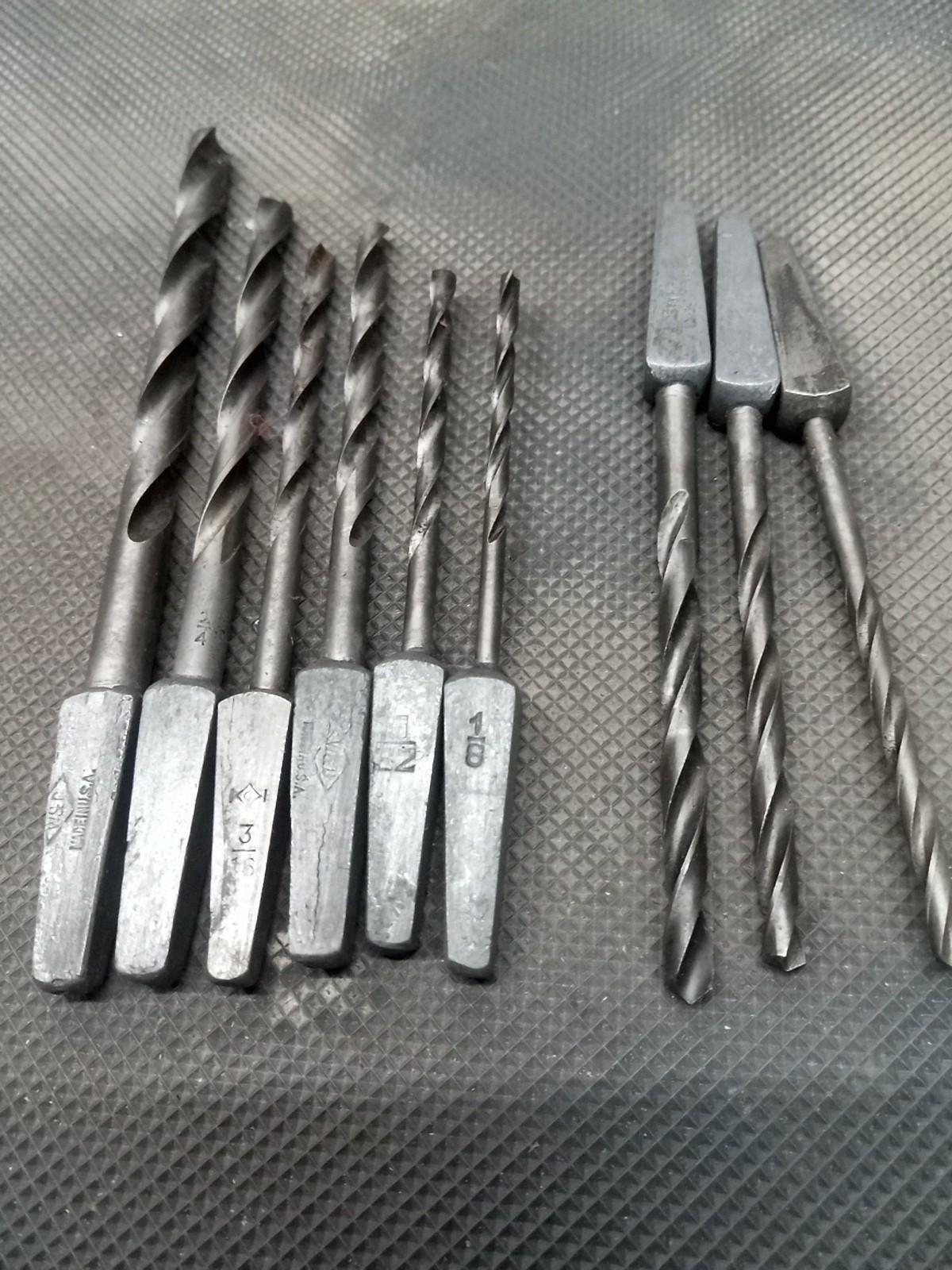 Lot 9x Machinists Brace Bits 5/16, 1/4, (2x) 3/16, (2x) 7/32, (2x) 5/32, 1/8.