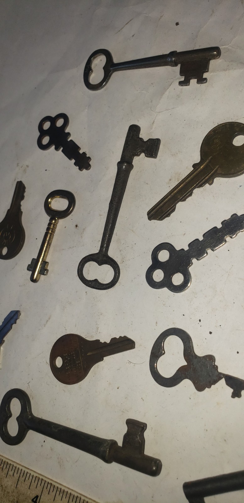 vintage mix 19 keys lot, skeleton, barrow, cabnet, lock, other Solid Steel