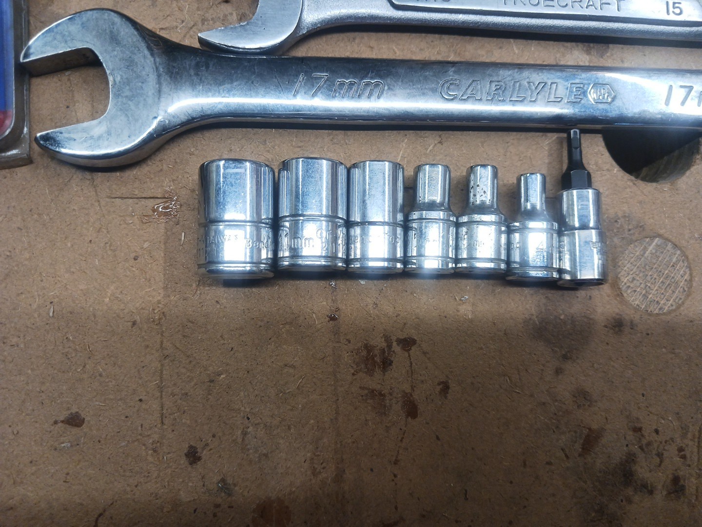 Lot of Assorted Metric Tools, Wrenches, Sockets, Taps, used