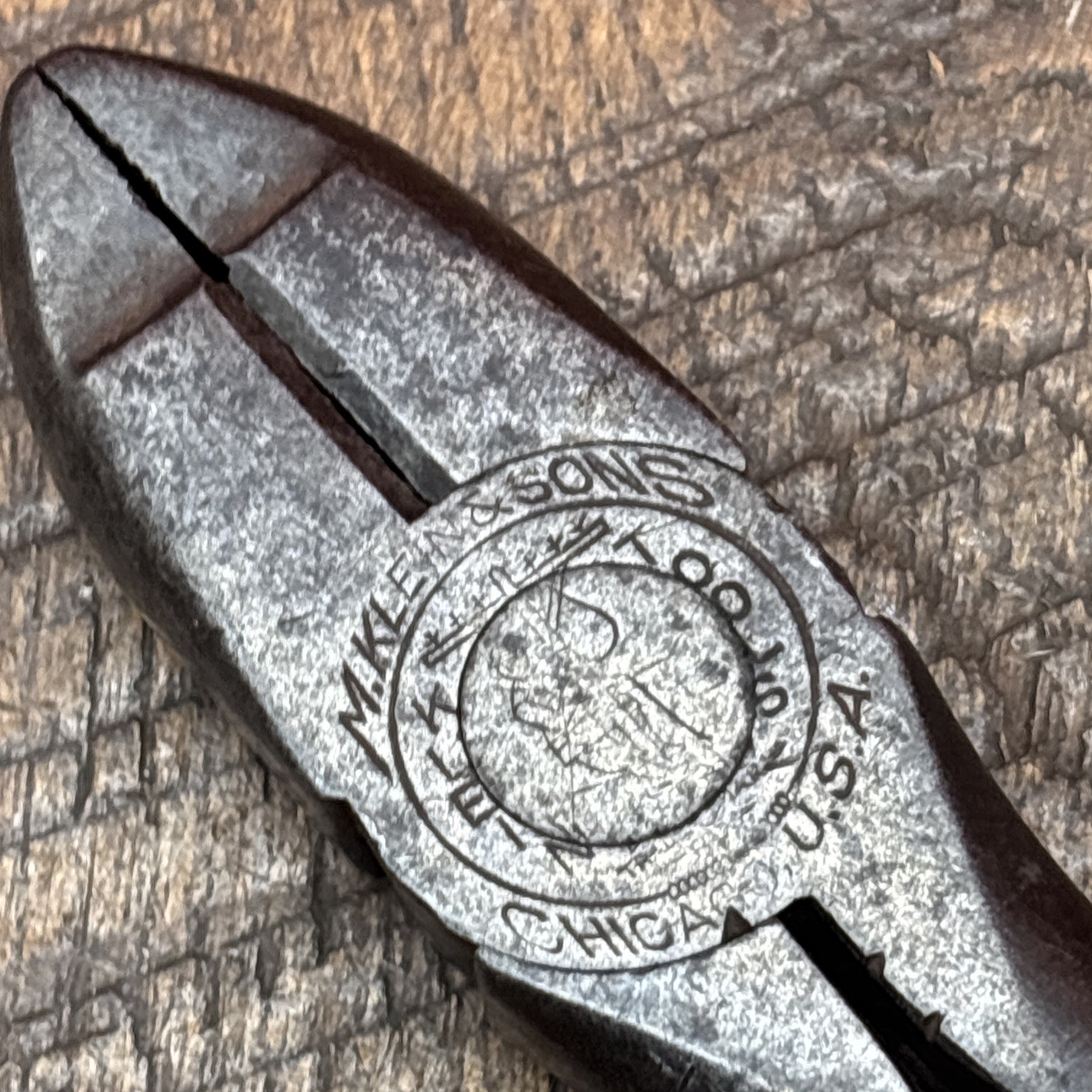 VINTAGE M Klein & Sons 8-1/2″ Lineman Pliers Made In The USA