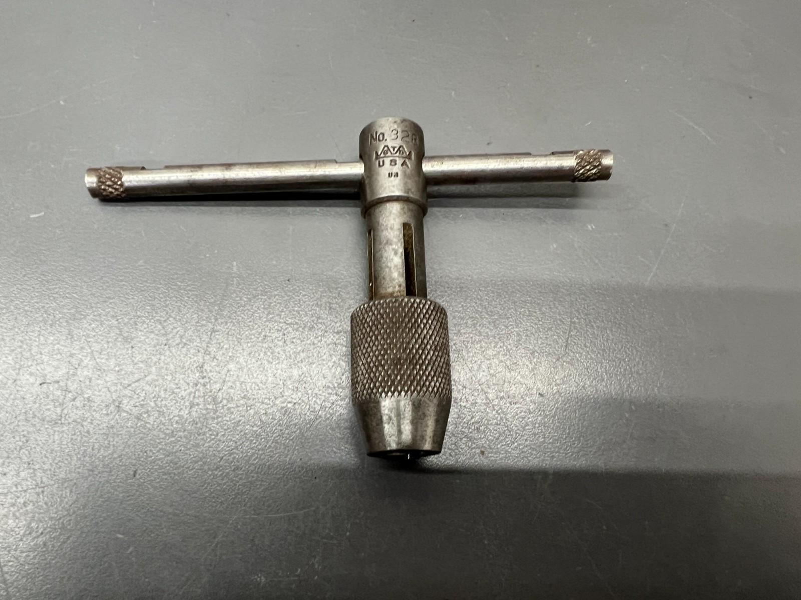 (l) VINTAGE GTD GREENFIELD No. 328 MACHINIST T HANDLE TAP WRENCH – USA