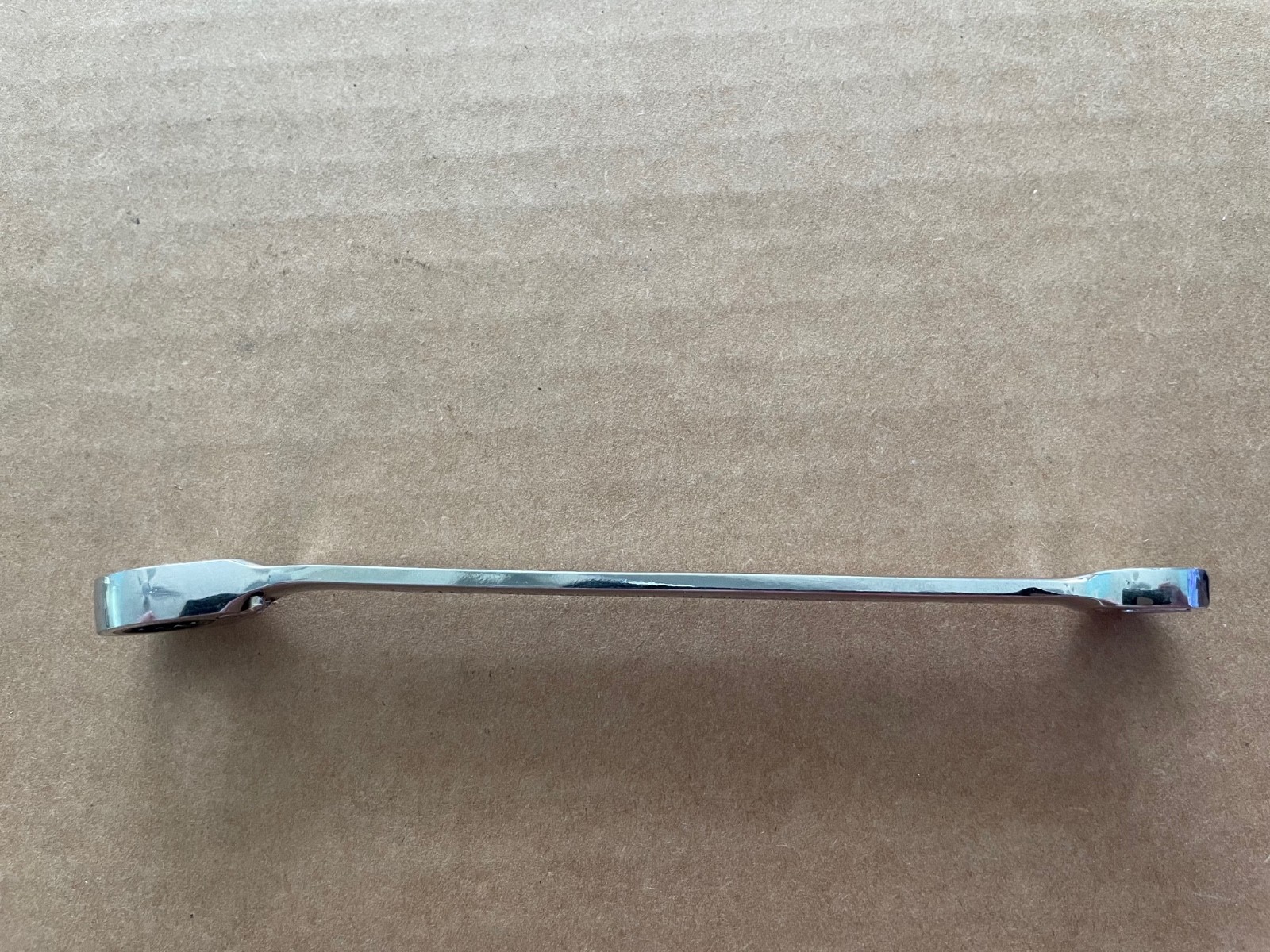 Vintage GEARWRENCH Metric Reversible Ratcheting Combination Wrench 5/16″