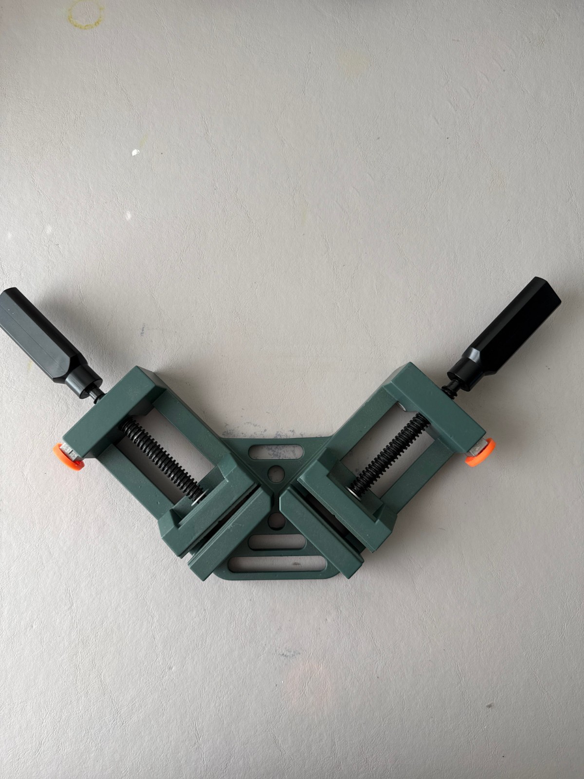 Heavy Iron Double Handle 90 Degree Corner Clamp Woodworking Right Angle Tool