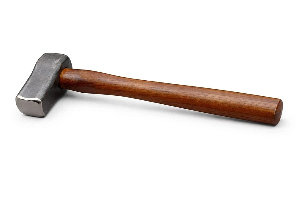 Handmade Blacksmith Hammer Good Working & Good Quality, Wooden Handle 2.6 lbs