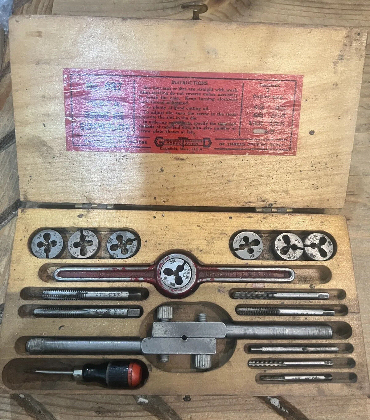 Greenfield No. B-7 O.K. Jr. Round Tap & Die Screw Plate Set Tap Handle