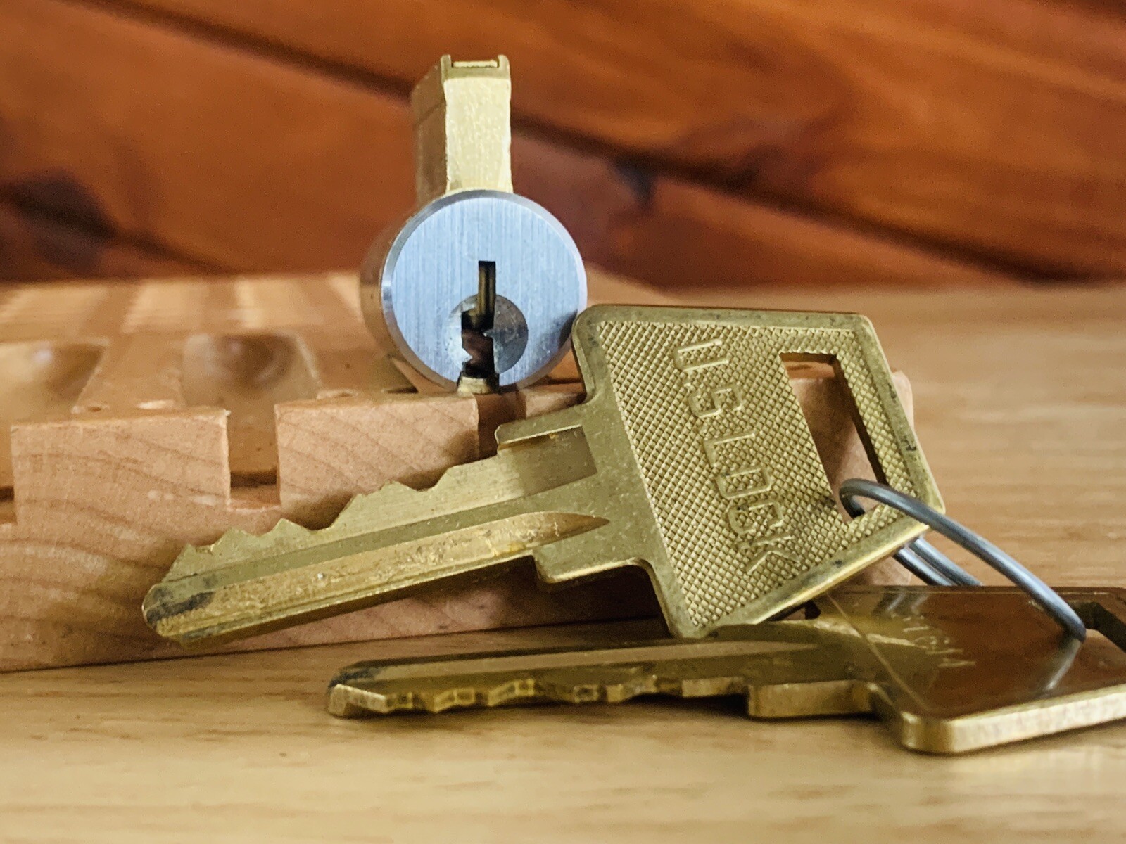U.S. Lock Security Key in Knob kik w 2 Keys Locksport Brass NOS Las Vegas Joblot