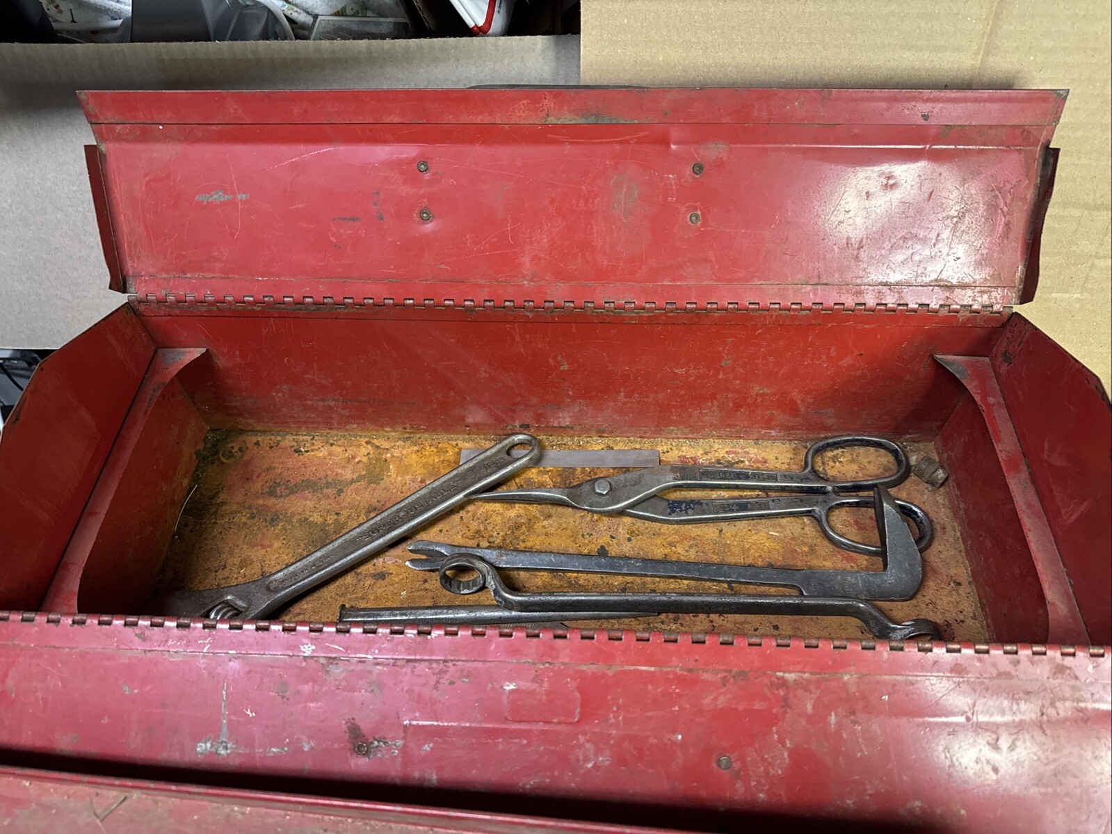 Vintage PROTO Tools Los Angeles Hip Roof Tool Box w/Tray 22” X 8-1/2”