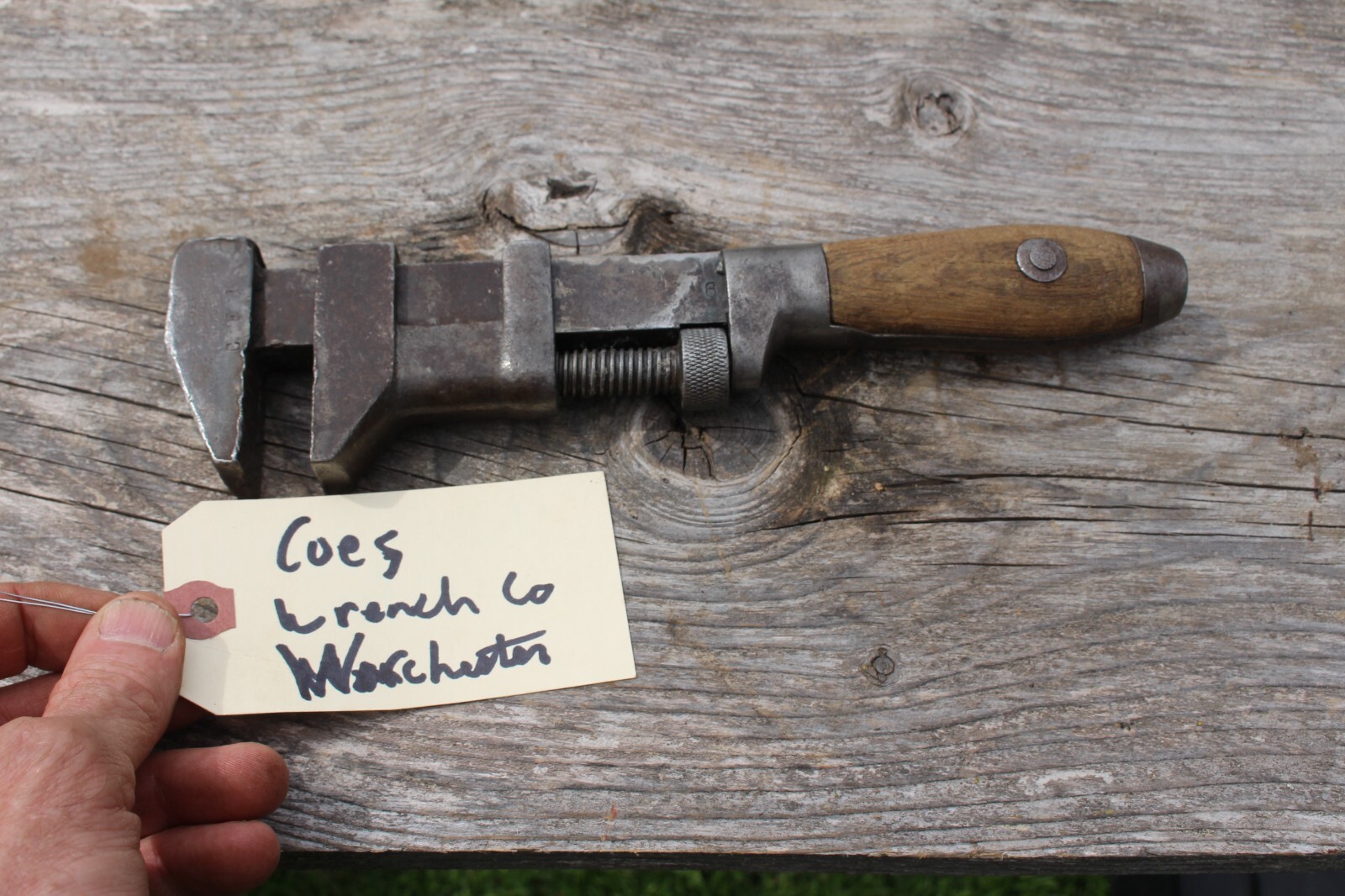 ANTIQUE COES WRENCH CO. WORCESTER MASS. 10″ “CENTRAL FEDERAL LANDS” ?