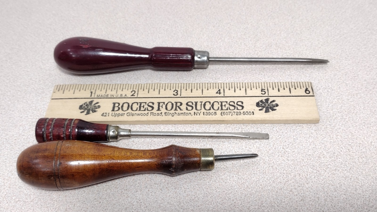 Lot of 3 Vintage Jewelers Wood Handled Flathead Screwdrivers (v273)