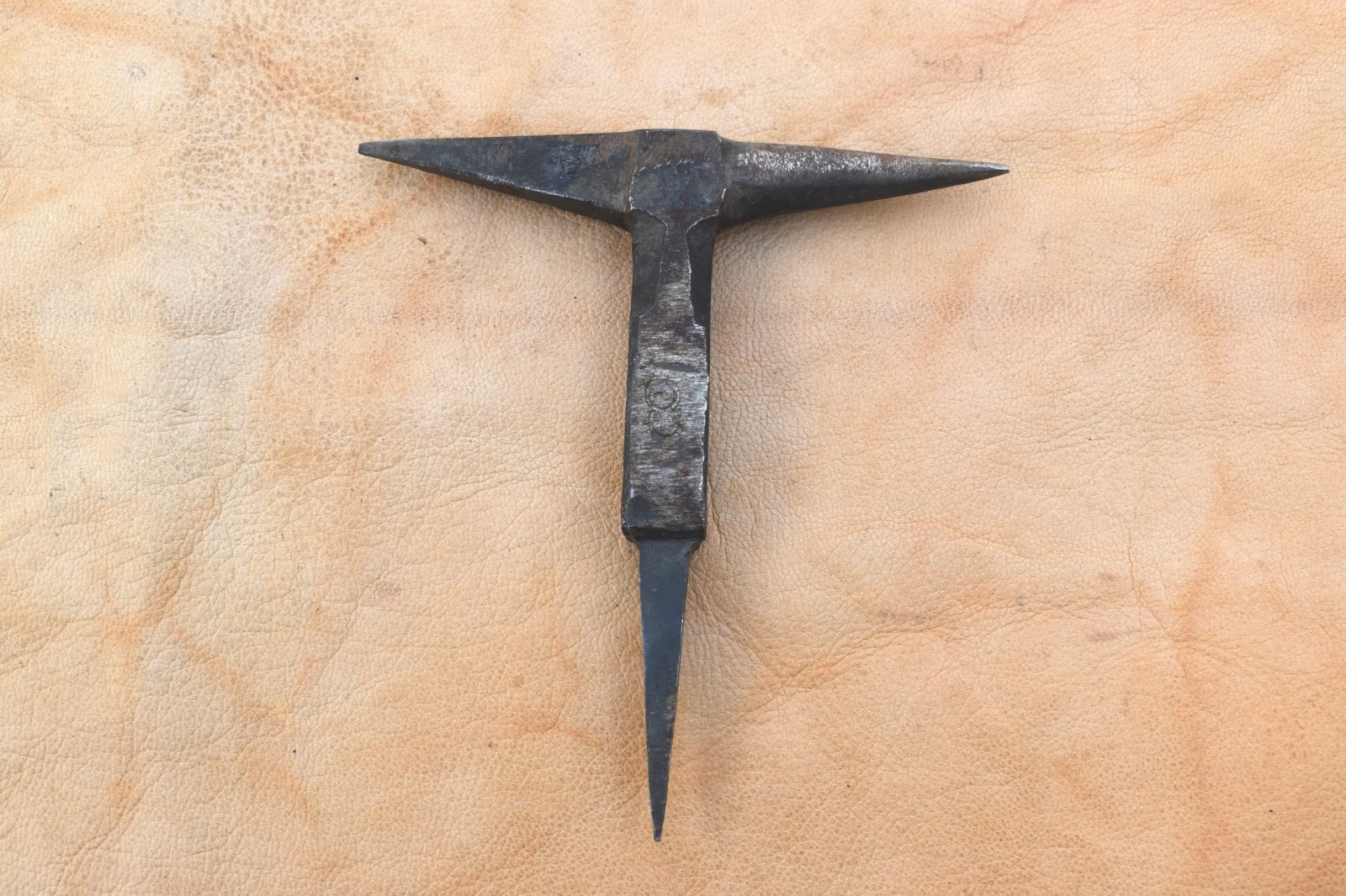 handmade iron anvil blacksmith silversmith jewelry tool vintage iron tool 6.7 oz