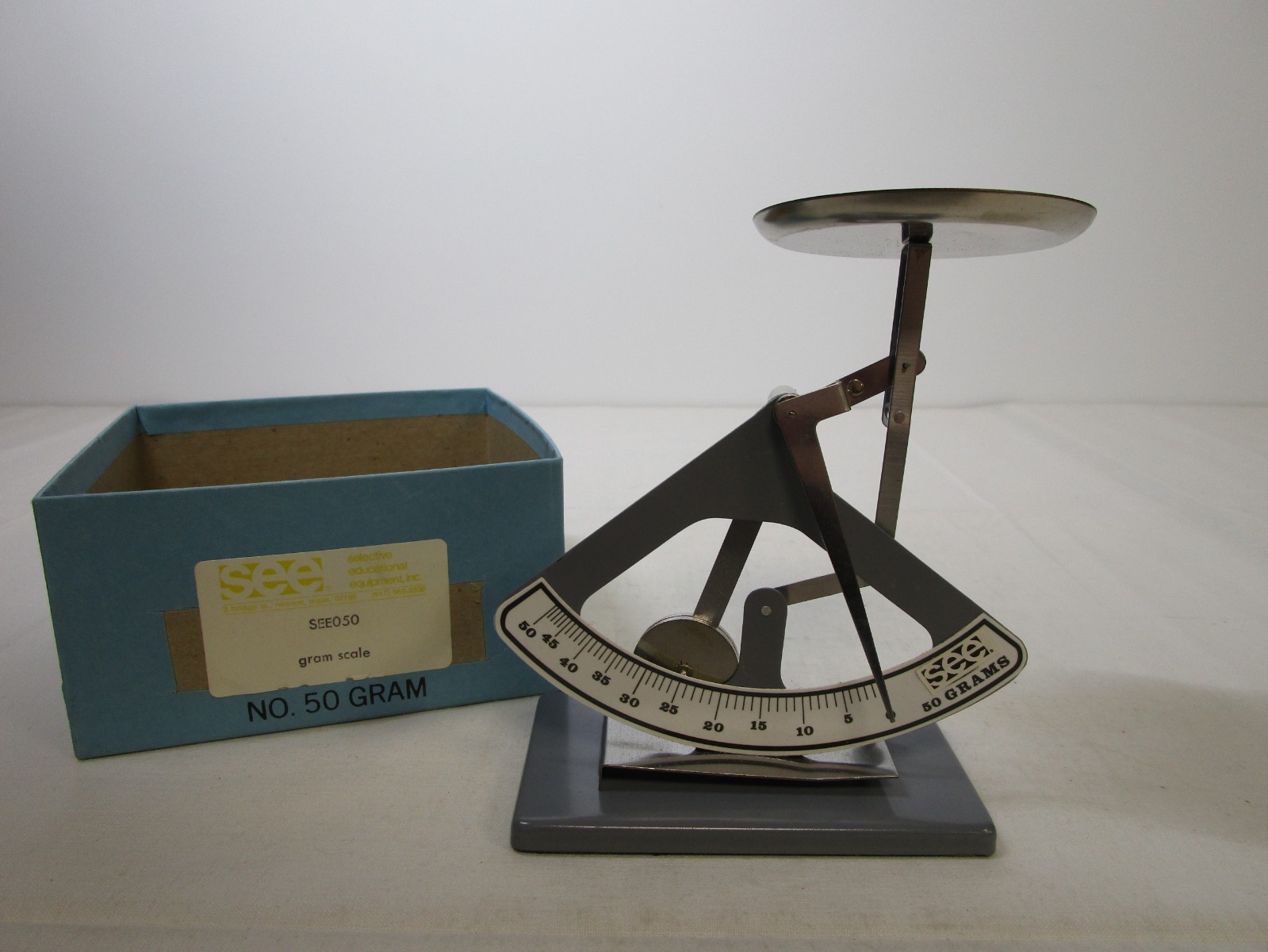 Vintage Selective Educational Equipment Desk Scale 50 Grams Metal Mechanical