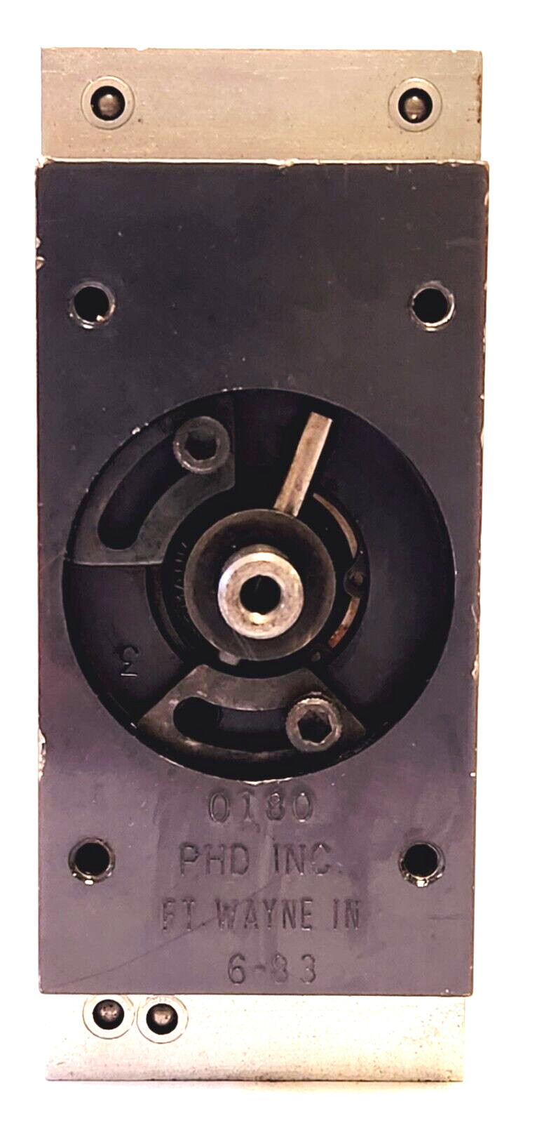 PHD 0180752-1-02 PNEUMATIC 180° ROTARY ACTUATOR 3/8 SHAFT_1/8 NPT (VINTAGE_USED)