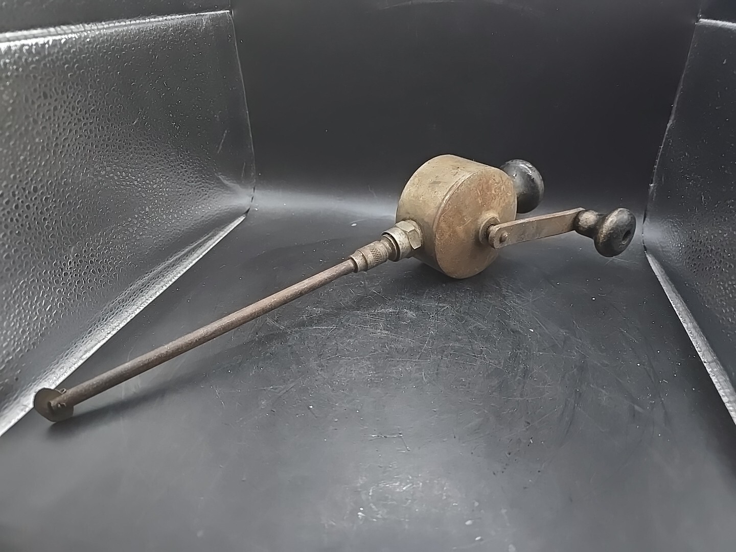Vintage Unbranded Hand-Crank Valve Grinder/ Valve Lapping Tool Antique