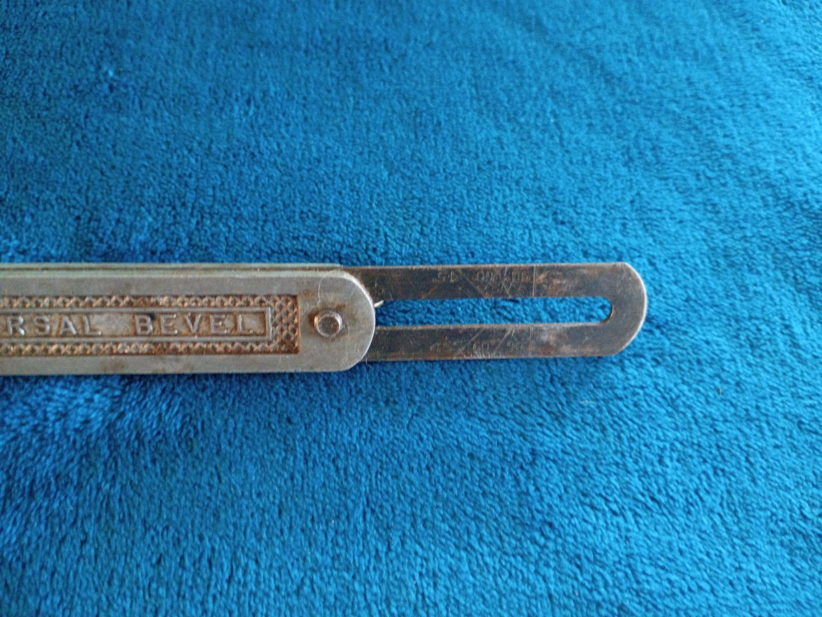 VINTAGE UNIVERSAL SLIDING BEVEL SQUARE – UNBRANDED MADE IN USA.