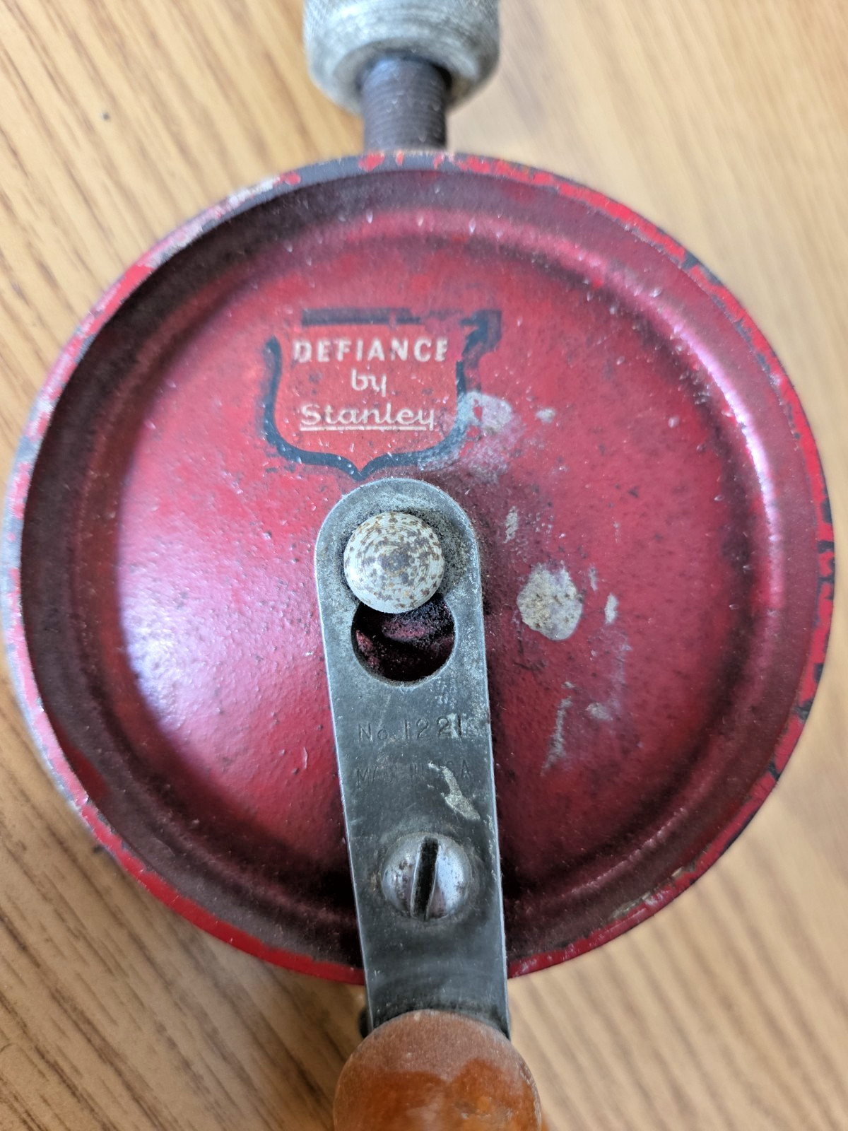 VINTAGE DEFIANCE BY STANLEY 1221 HAND CRANK DRILL