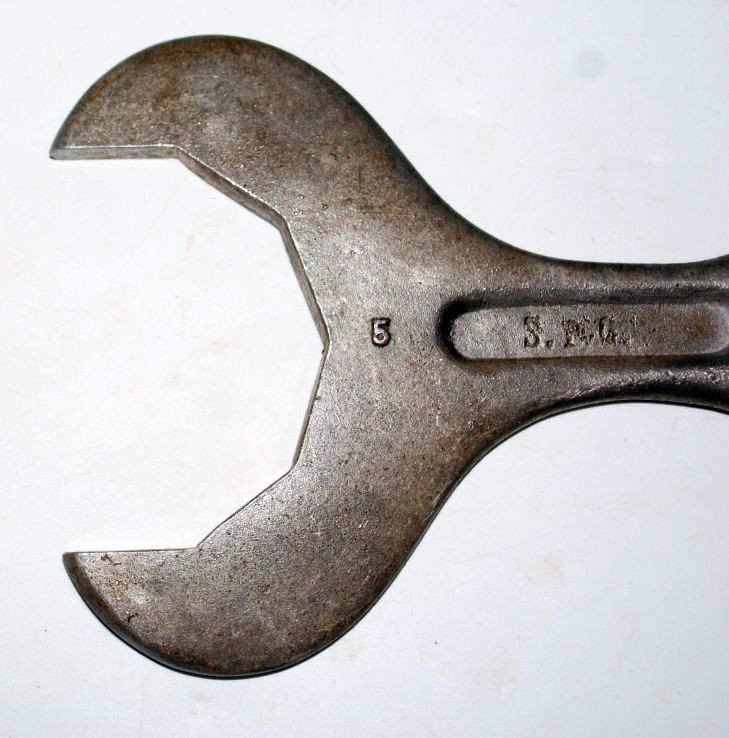 T4249 S.P.G. Cast Aluminum Unusual Double Open End Wrench Tool Old Vintage