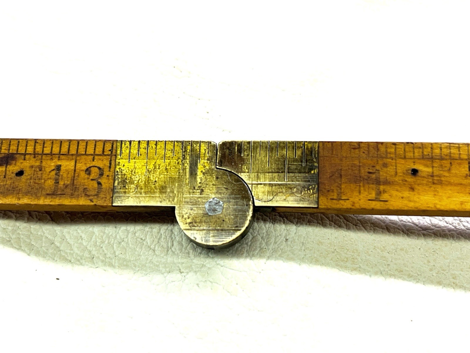 Vintage Stanley No 61 Boxwood Brass Folding Ruler 24 Inch Carpenter Rule Antique