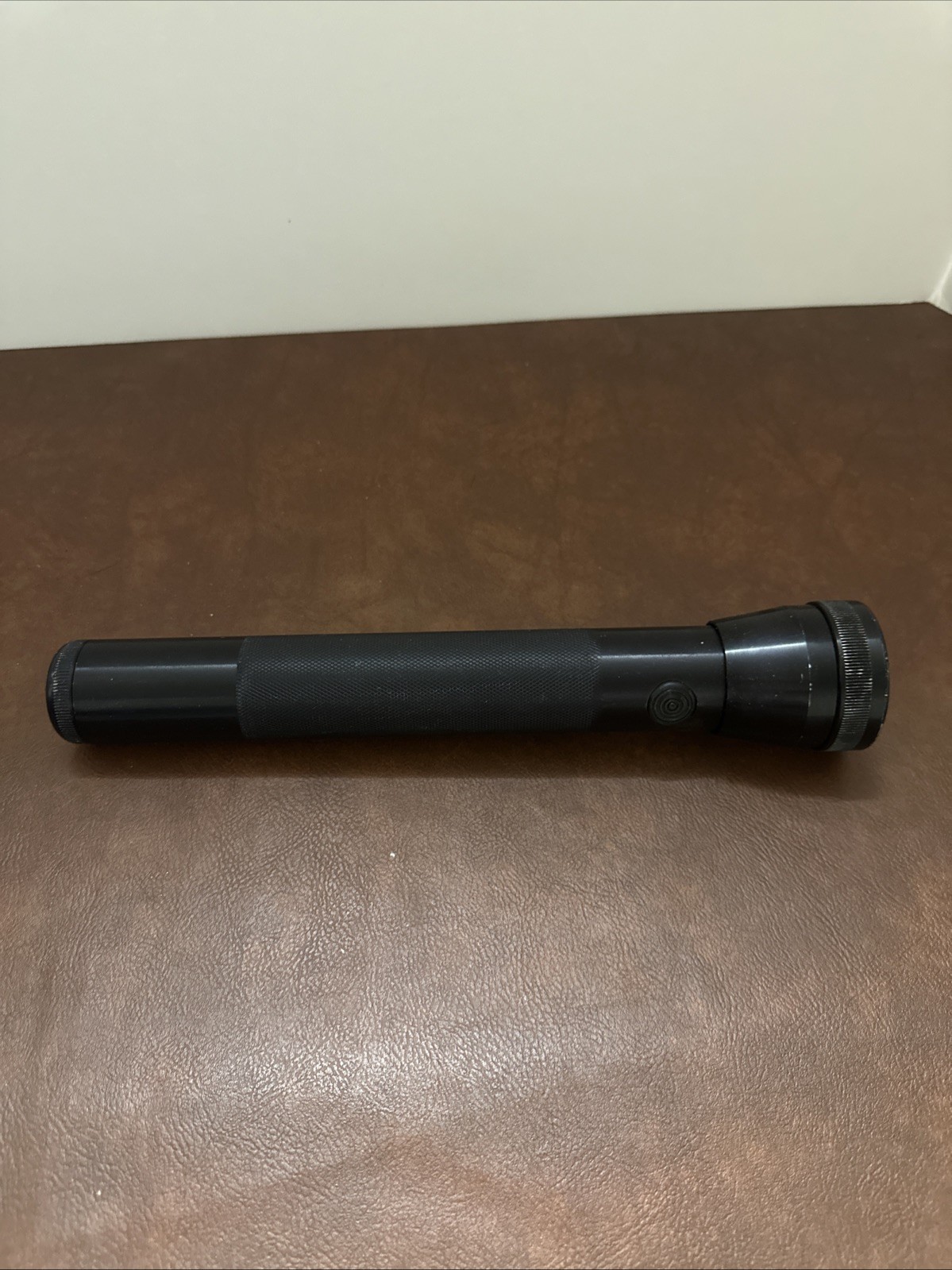Streamlight 13″ D Cell Battery Classic Police Flashlight Batteries Not Included