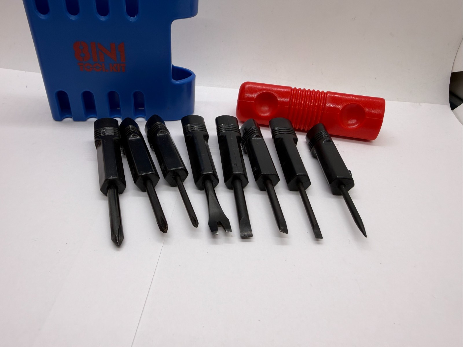 Vintage Avon 8 In 1 Tool Kit Complete Screwdriver Set w/ Box Taiwan NOS