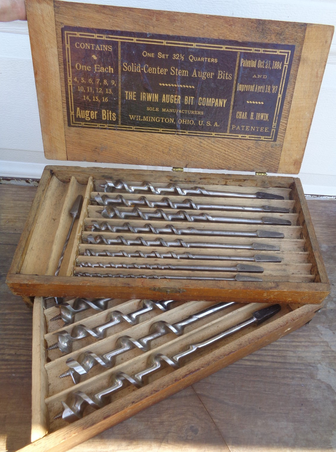 Vintage IRWIN Auger Bit Brace Drill Bits w/original Box & STANLEY #921 Bit Brace