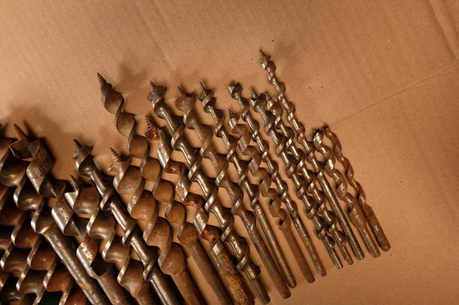 25pc. Lot Vintage Auger and Twist Bits Timber Framing Wood Boring 1-1/2″ to7/32″