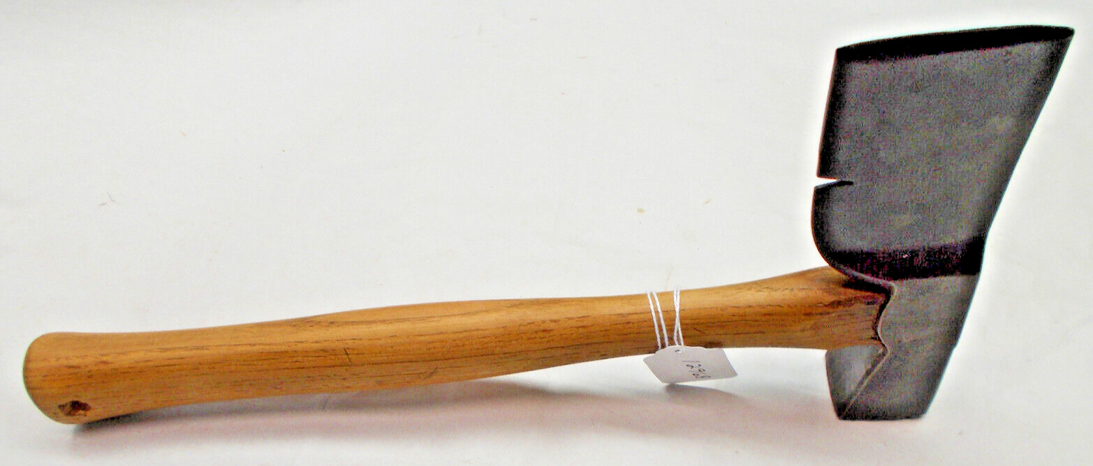 Hatchet, Genuine UNDERHILL No. 60S Vtg. Roofing / Lathing Hatchet, True Temper