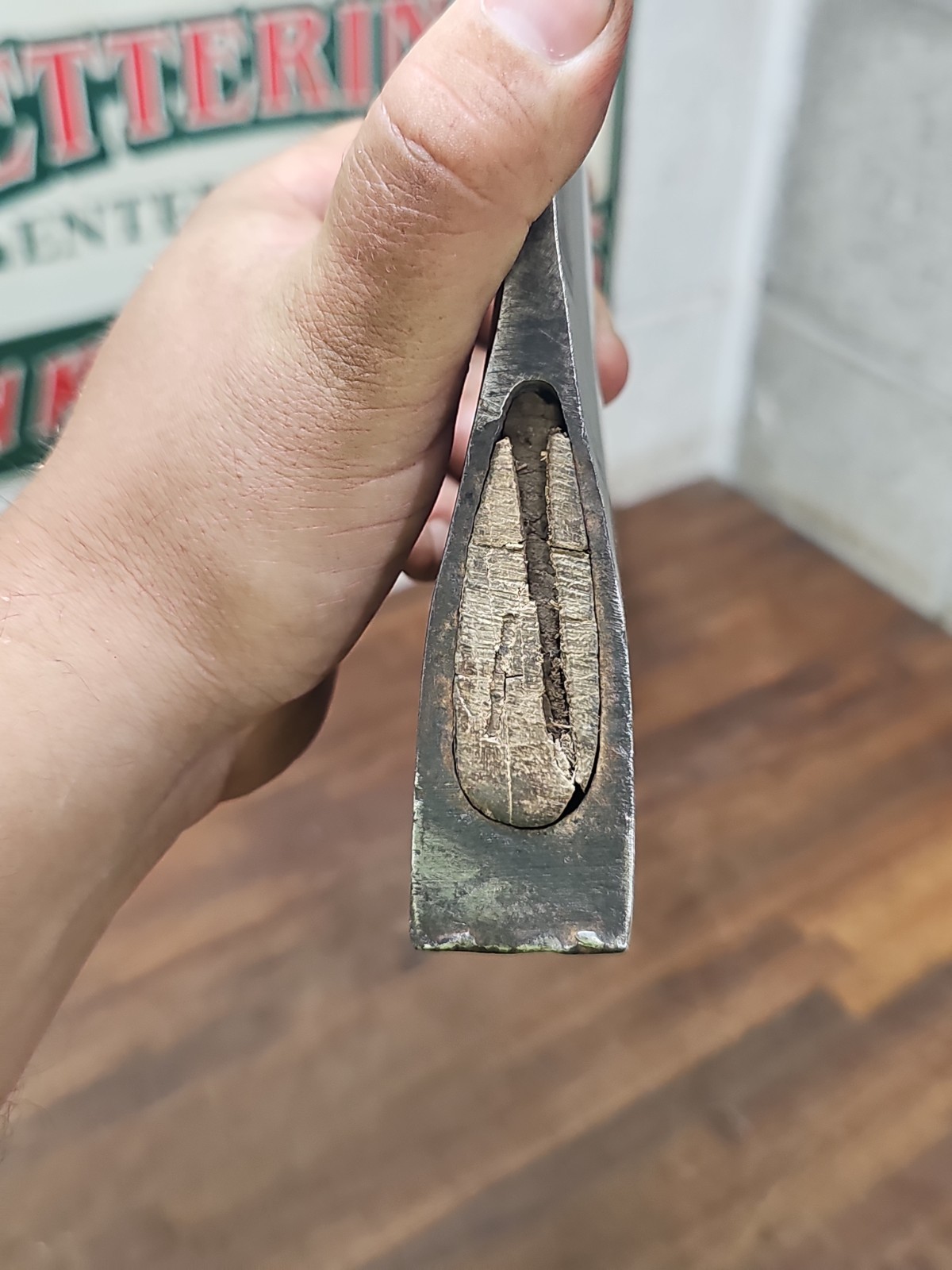 AC2- Antique COLLINS LEGITIMUS JERSEY PATTERN 4 lb 1 oz AXE