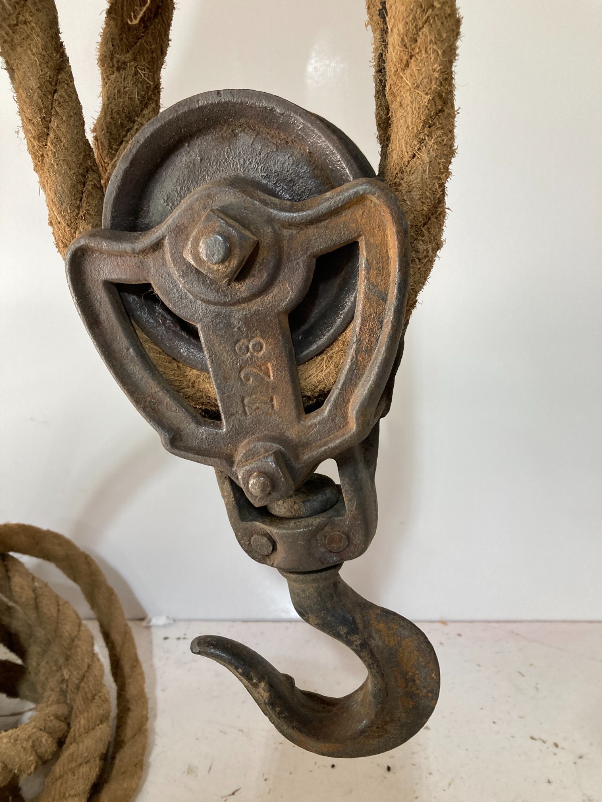 Antique Cast Iron Block & Tackle Double Pulley Set w/ Rope, & Working Rope Lock