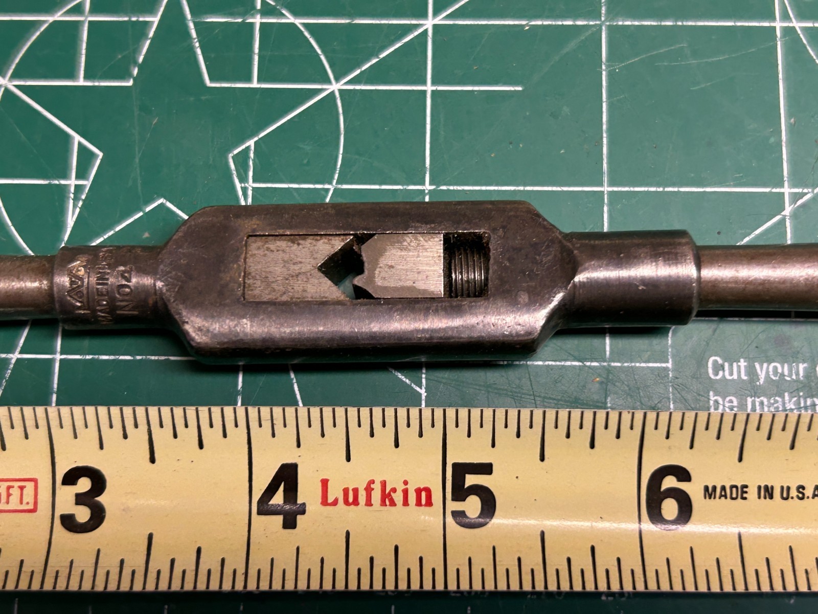 MACHINIST HmDrcB LATHE MILL Machinist Vintage Greenfield No 4 Tap Wrench Tool