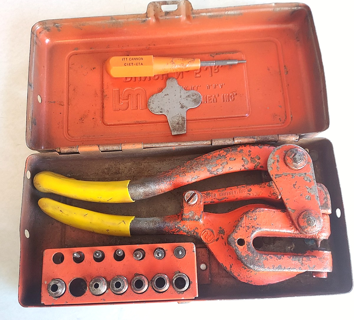 Vintage Roper Whitney No 5 JR Hand Punch Set