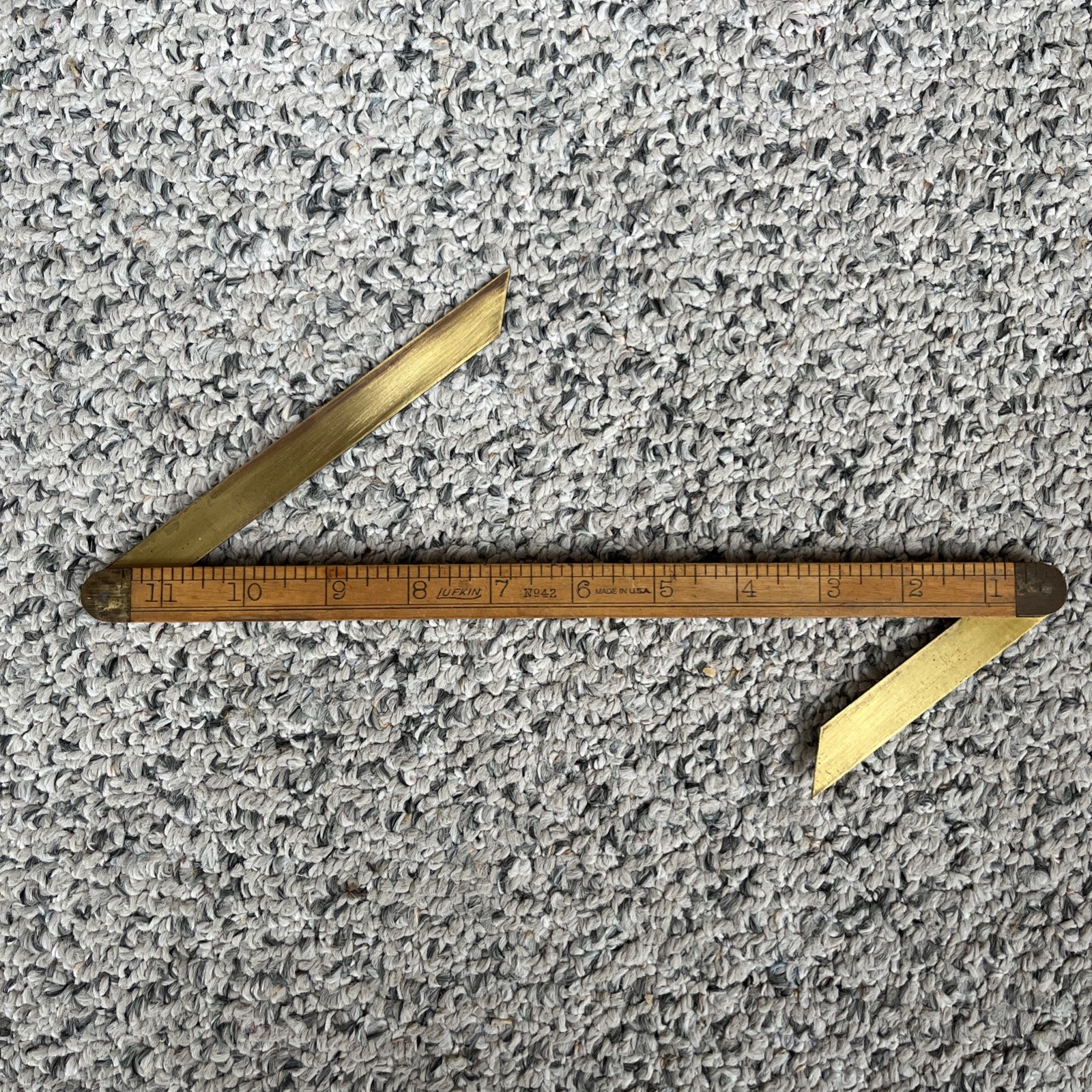 Vintage Lufkin No. 42 Boxwood & Brass Ship Carpenter’s Rule – Double Bevels