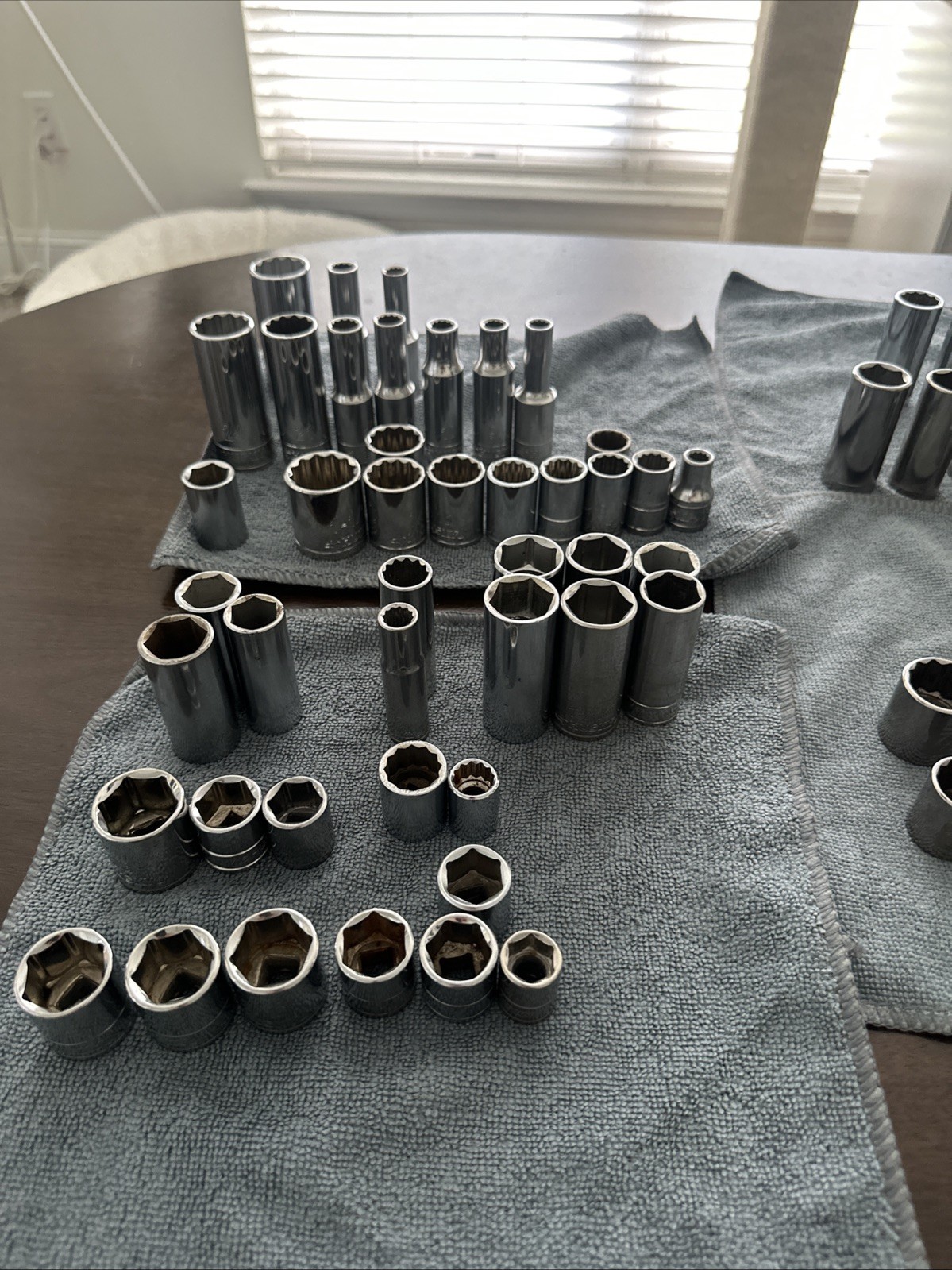 Craftsman and Husky Assorted SAE / Metric Sockets Lot of 90+ ITEMS Larger Sizes