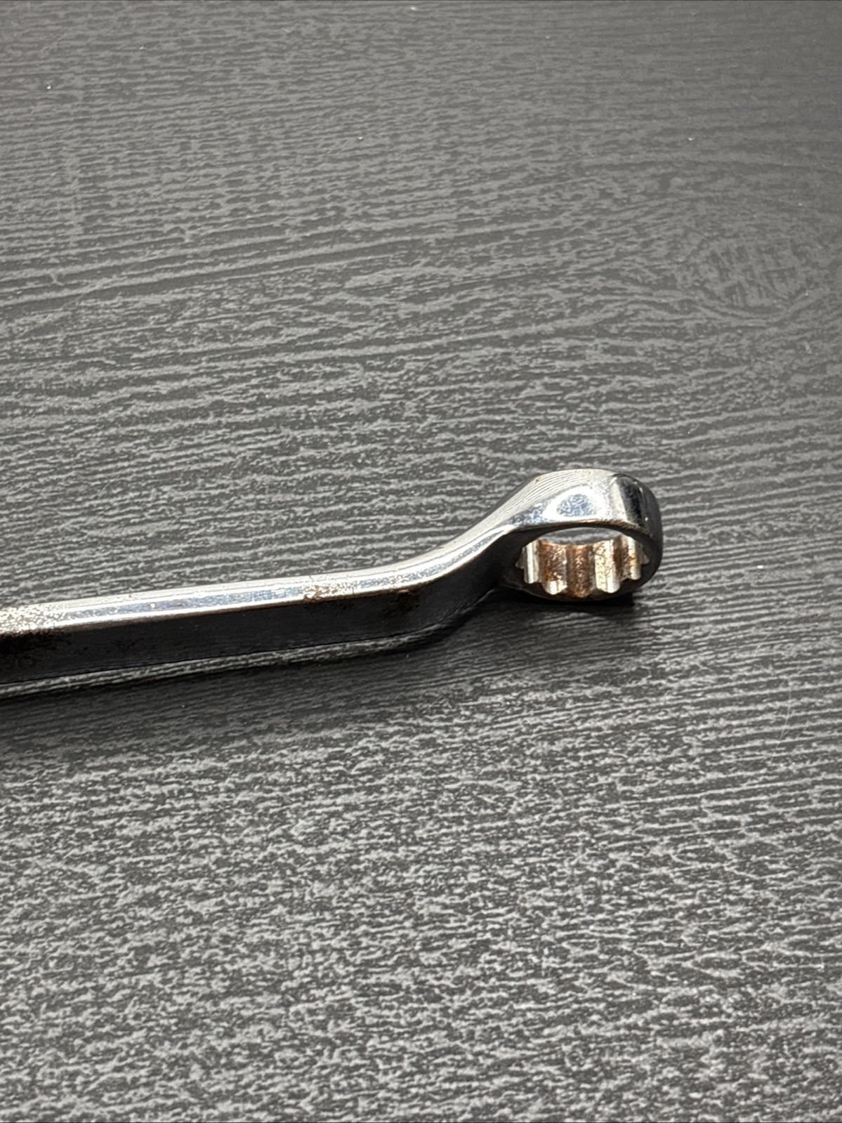 Snap On Tools USA 5/8”x 11/16” 12 Point 10° Offset Double Box End Wrench XB2022