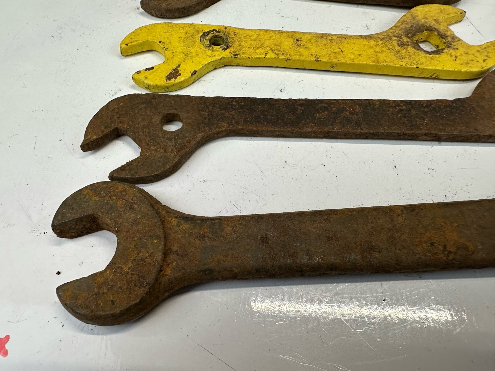 LOT #129 Vintage 4 Old WRENCH WRENCHES Farm Tractor Ag IH IHC AC JD Equipment