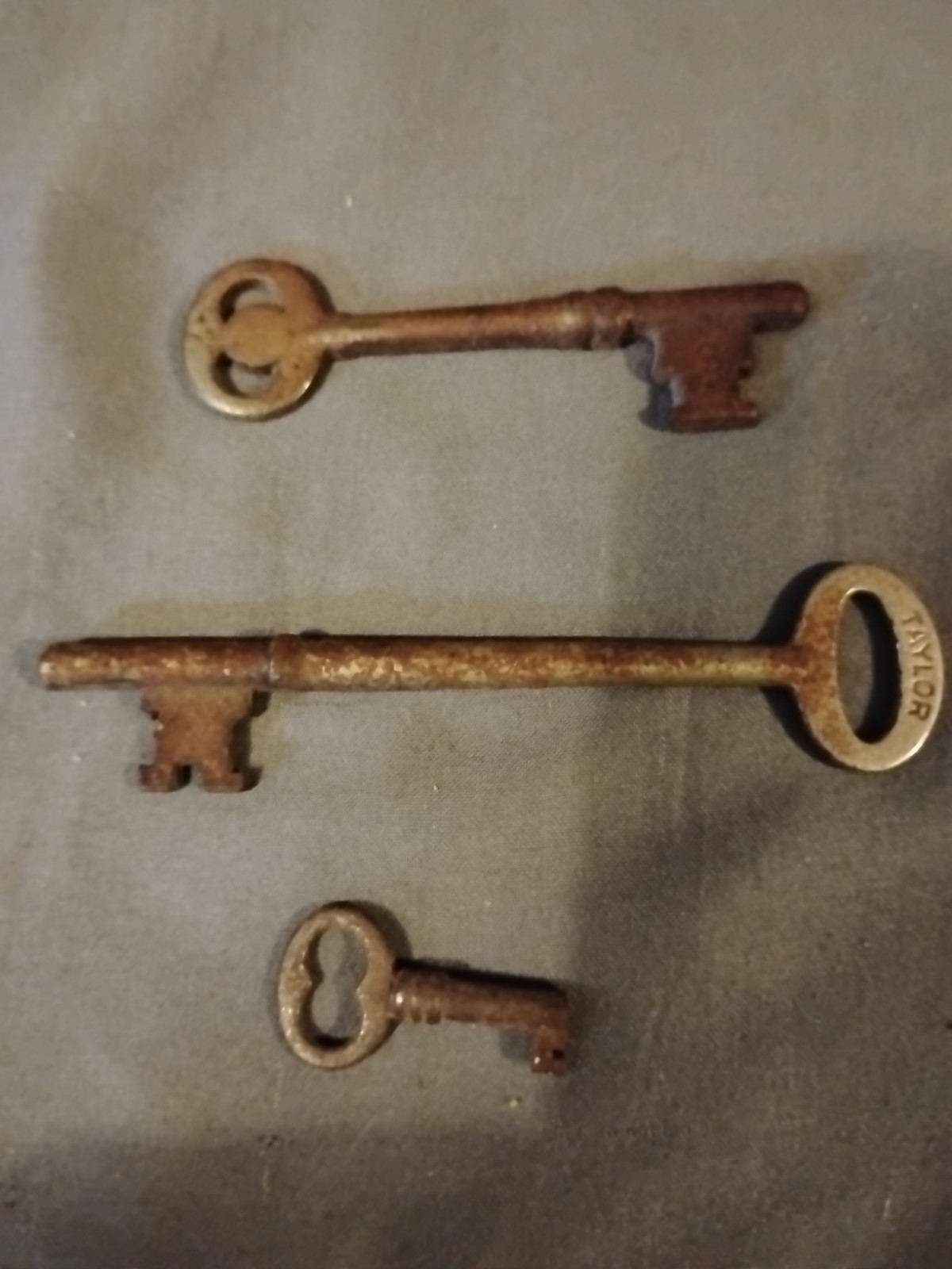 Taylor Skeleton Key And Other Vintage Key Lot