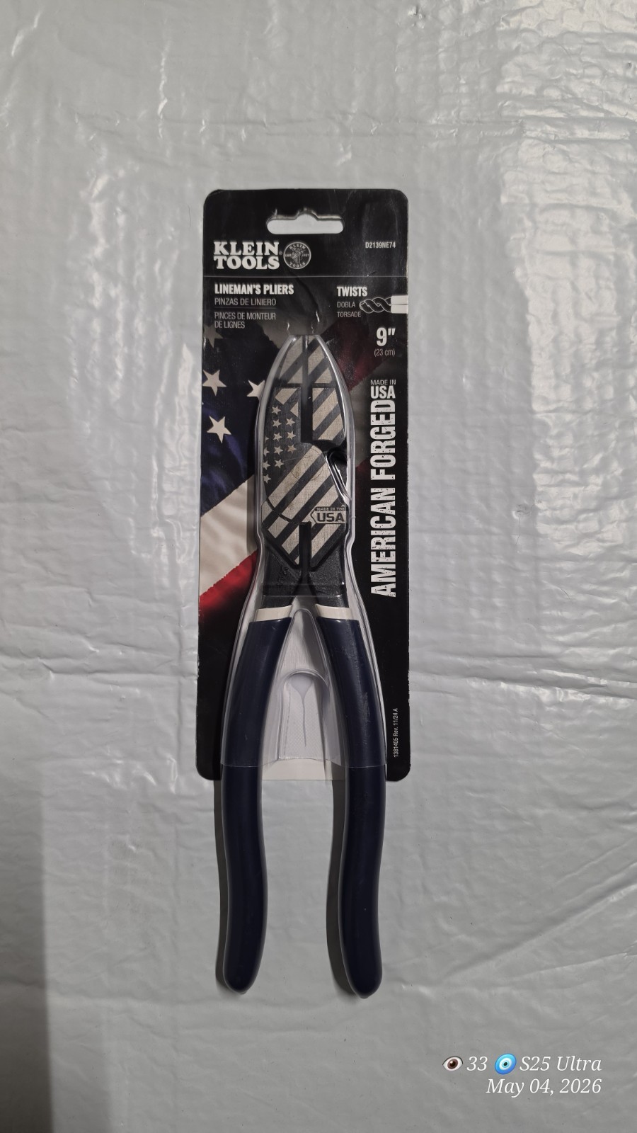 🇺🇸 Klein Tools D213-9NE74 Limited Edition 9″ Linemans Pliers Old Glory US FLAG