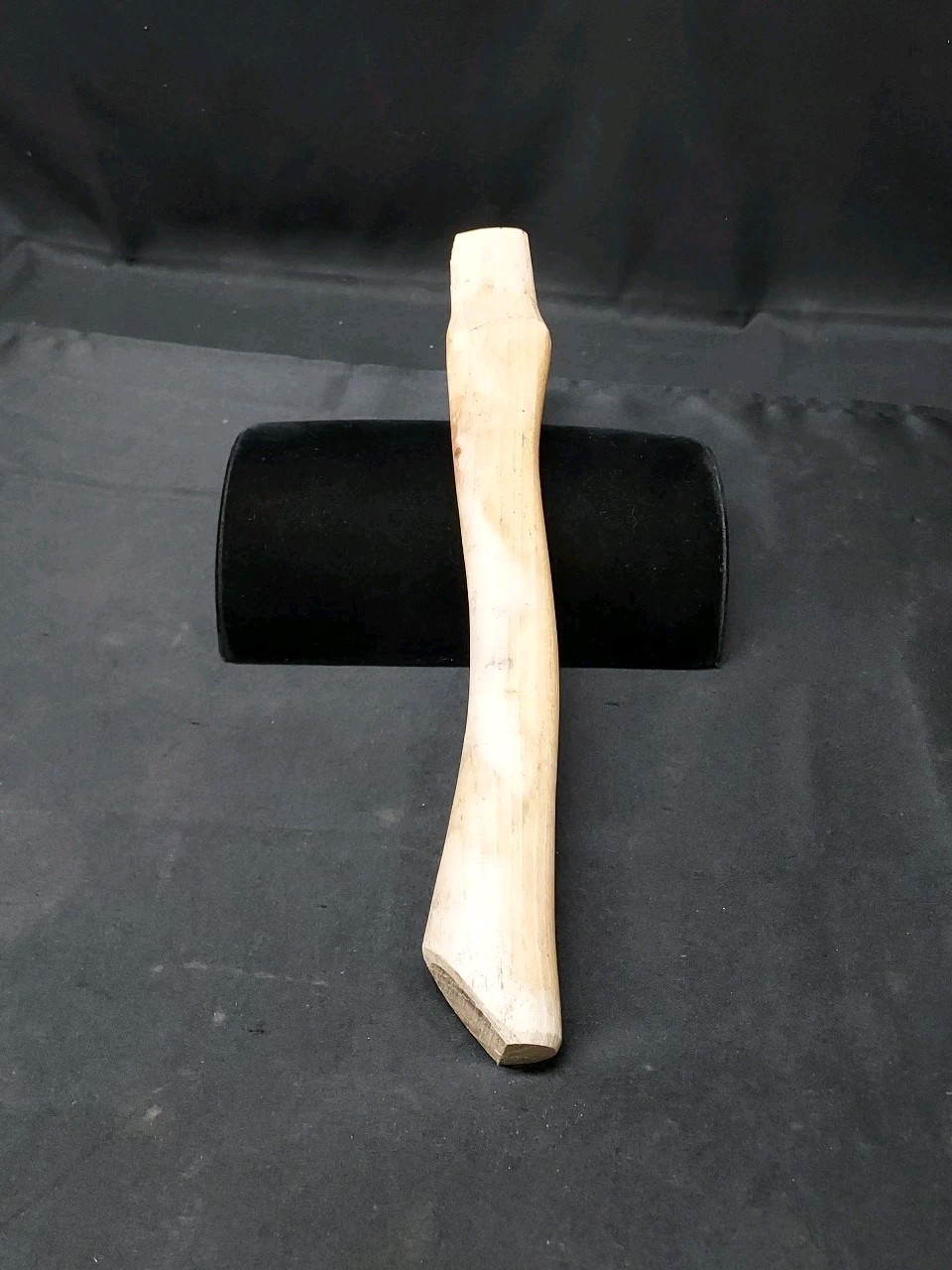 Vintage Unused Wood AXE HATCHET HANDLE 14.5 INCHES