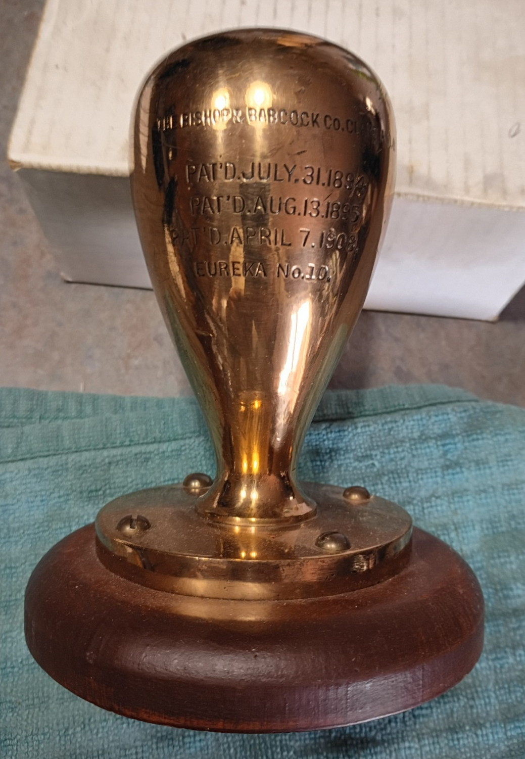 Bishop & Babcock co Cleveland Ohio Brass Knob 5 1/2″ 1908 mounded