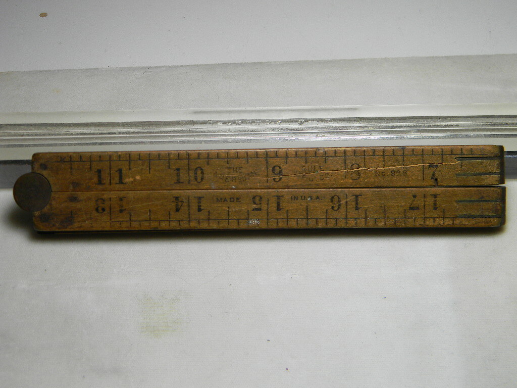 Antique Folding Ruler Made By The American Rule MFG Co. No.288 Warranted Boxwood