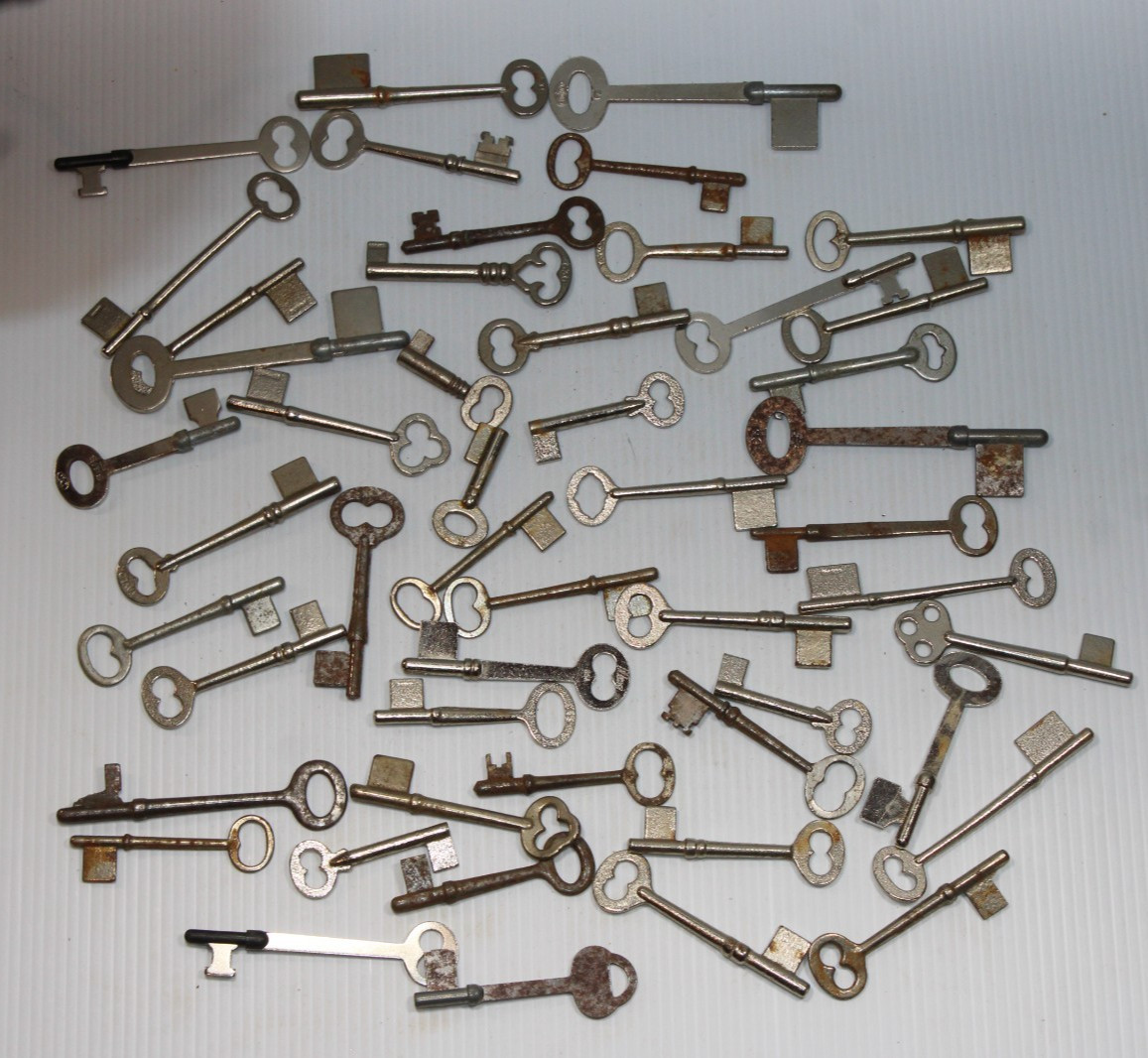 Lot of 50 Vintage Skeleton Keys various sizes. #0213