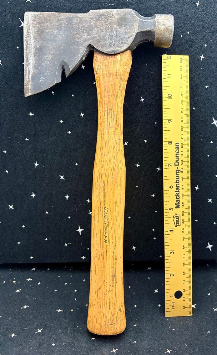 VTG True Temper Flint Edge Axe On 1 Side & Hammer On The Other Wood Handle 13″