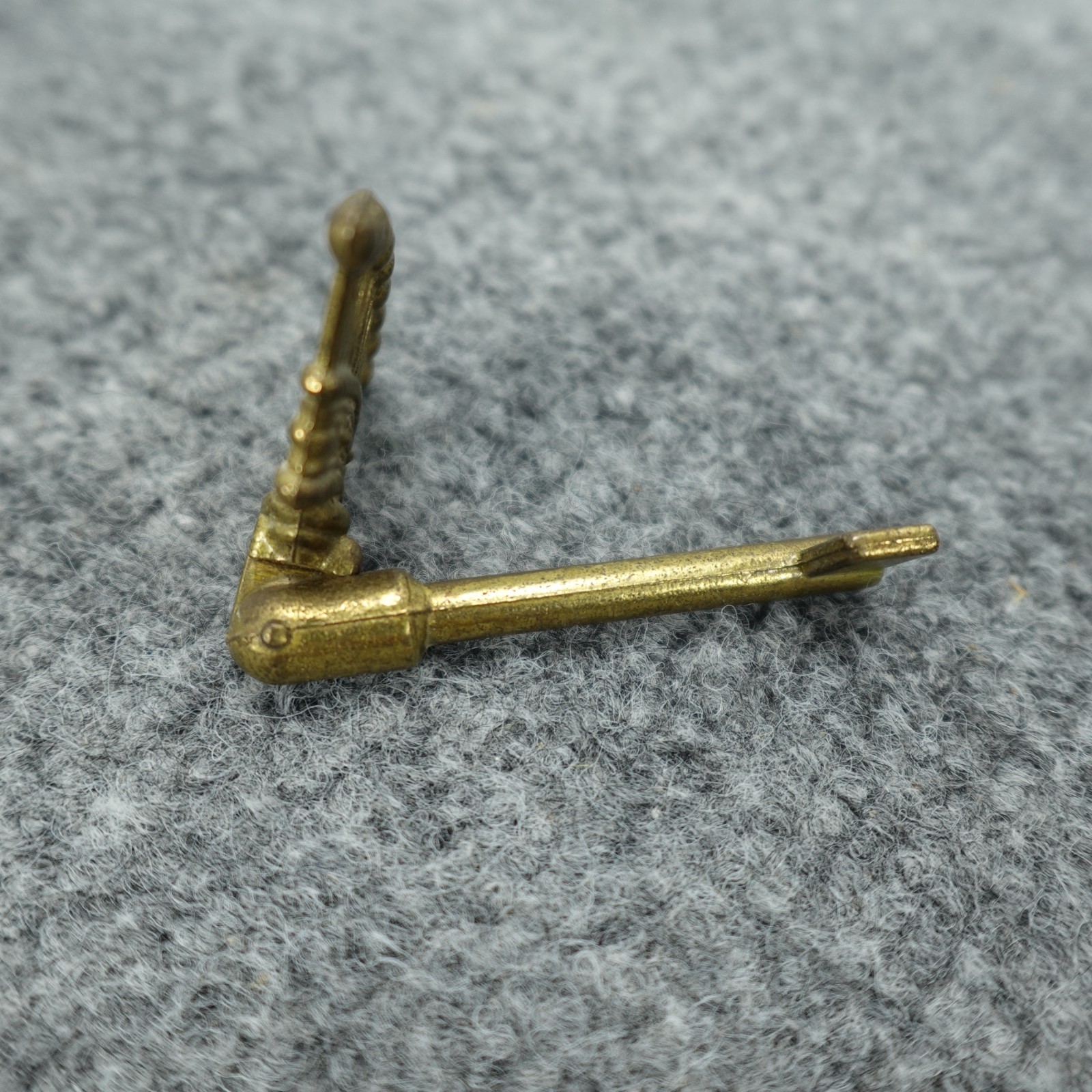 French Brass Skeleton Keys Crown Baroque Bow Decorative Souvenir Lot Of Three