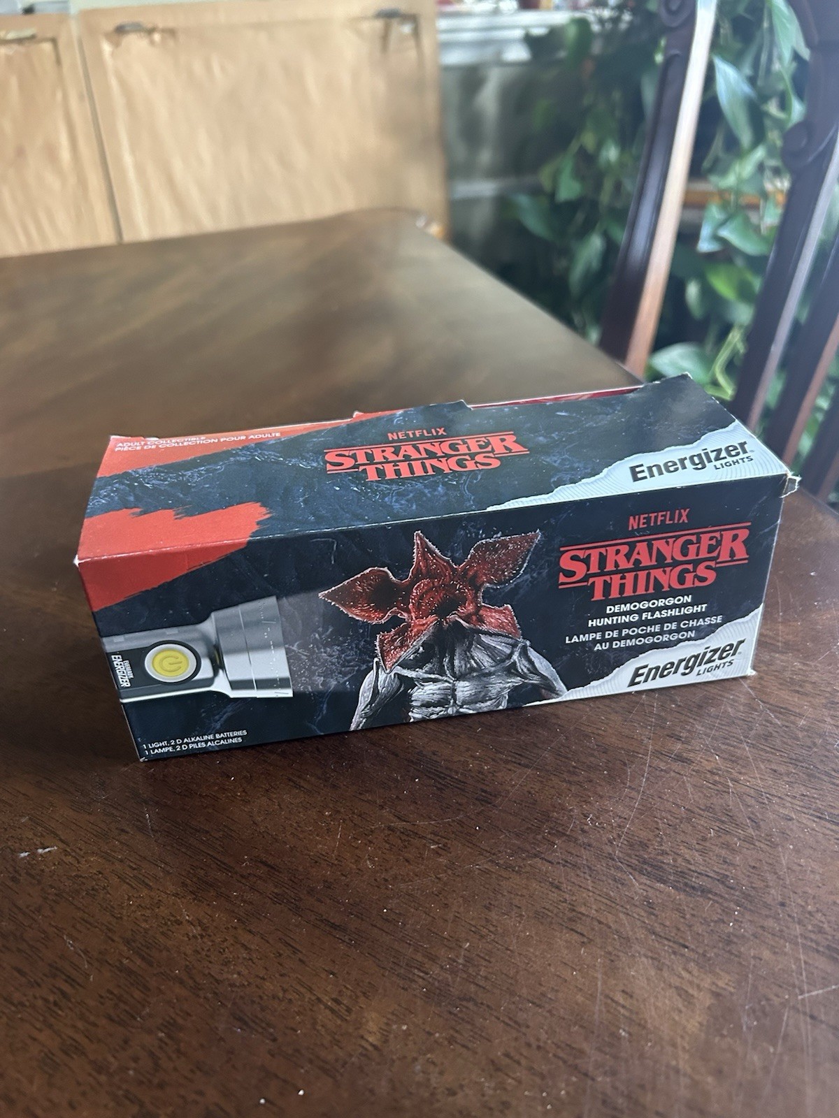 Netflix Official Stranger Things Demogorgon Retro Hunting LED Flashlight 2022