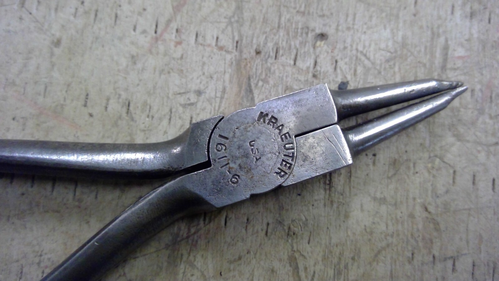KRAEUTER #1611-6 ROUND NEEDLE NOSE PLIERS 6″ – Snap Ring Wire Forming Watchmaker