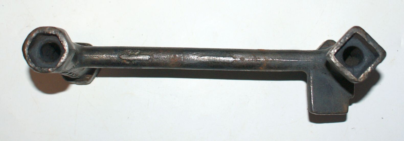 J I CASE OK1294 Eagle H Shape socket Plow Farm Implement Wrench Tool Old Antique