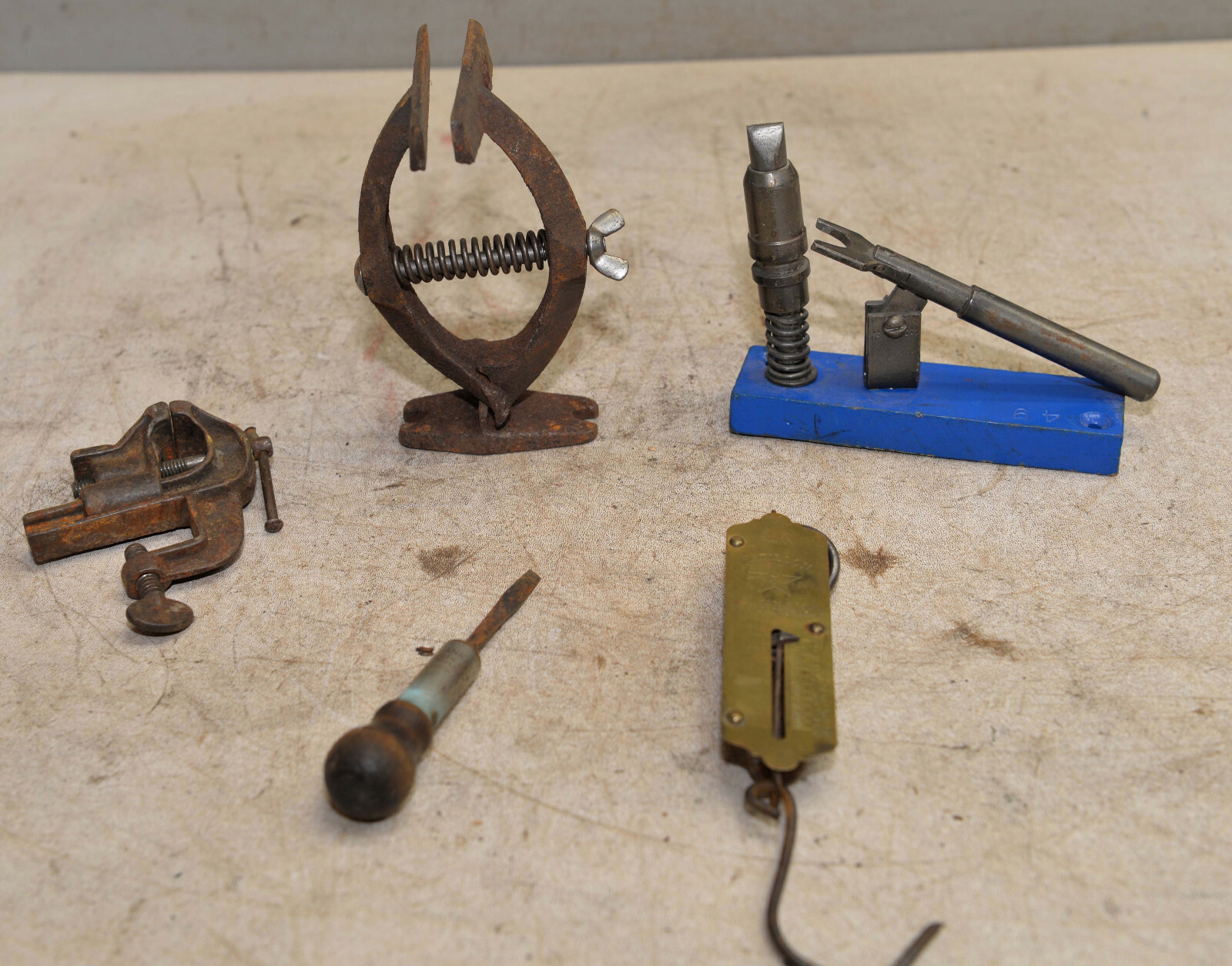 Fly tying vise jeweler screwdriver 1892 Chatlion scale collectible tool lot