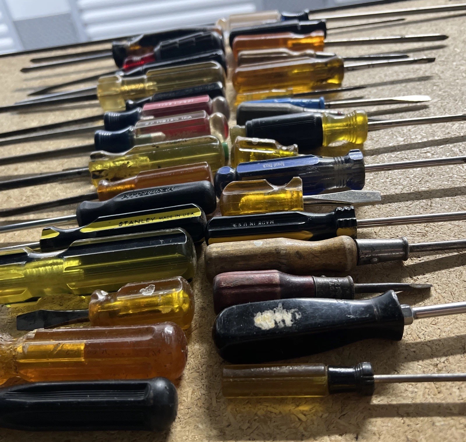 Lot of 35 Vintage Screwdrivers, Stanley XceLite Pittsburgh Philips Craftsman