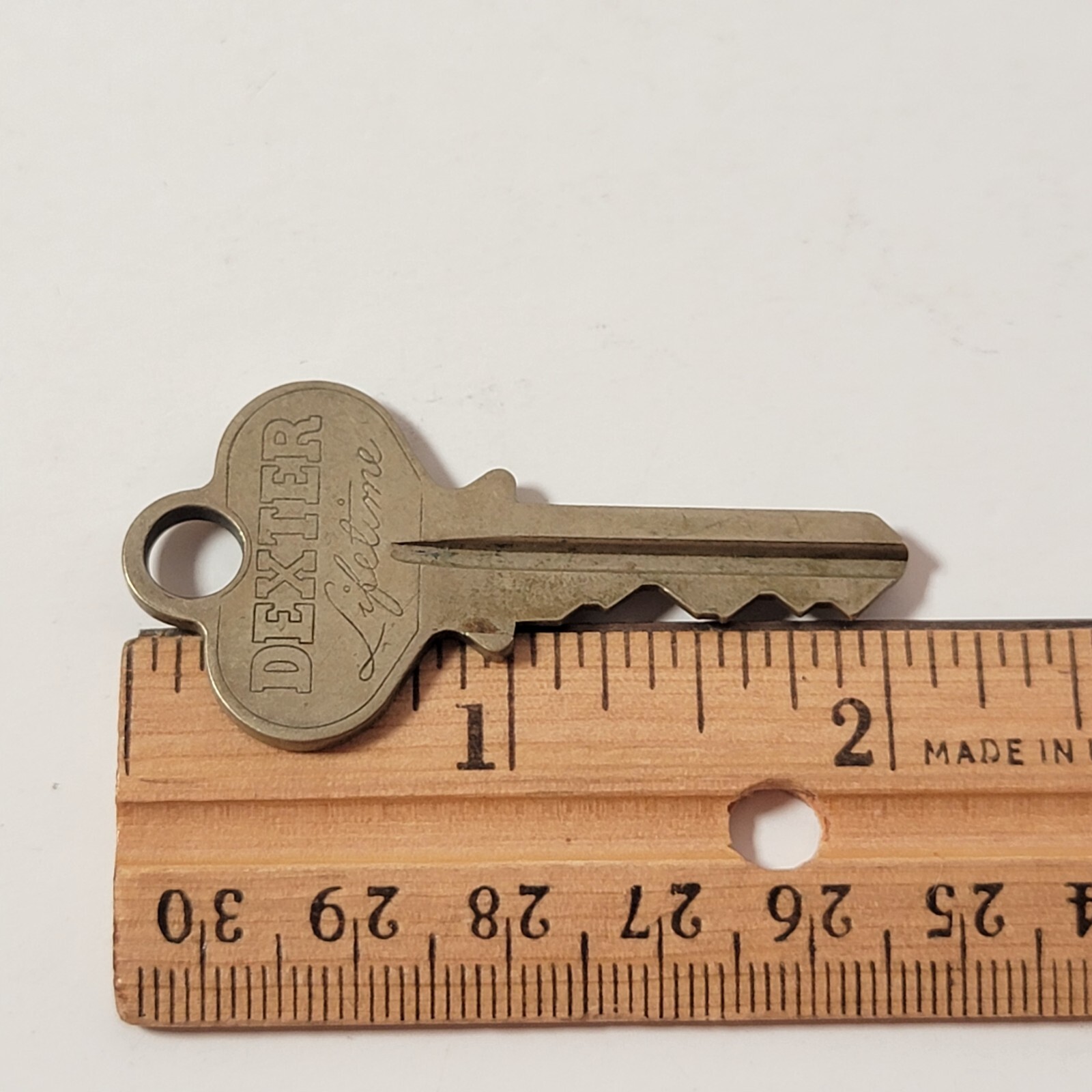 Vintage Flat Dexter Lifetime Key Marked No F25143 Approx 2 1/8″ Long